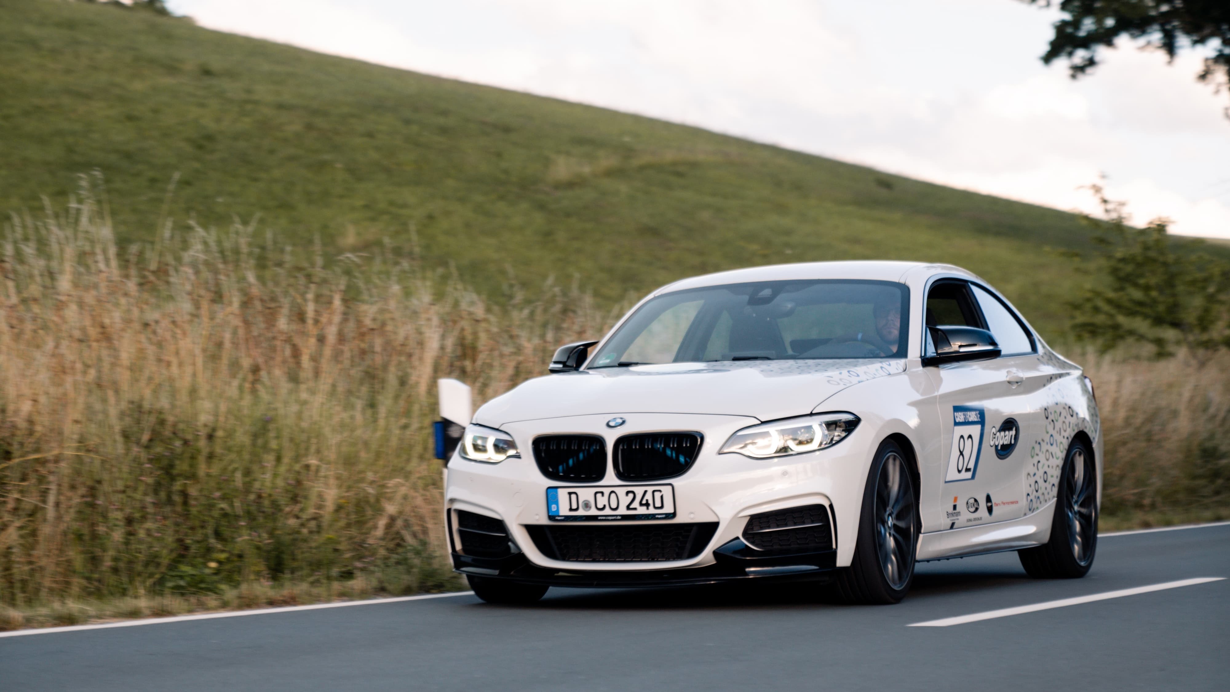 BMW M240i 