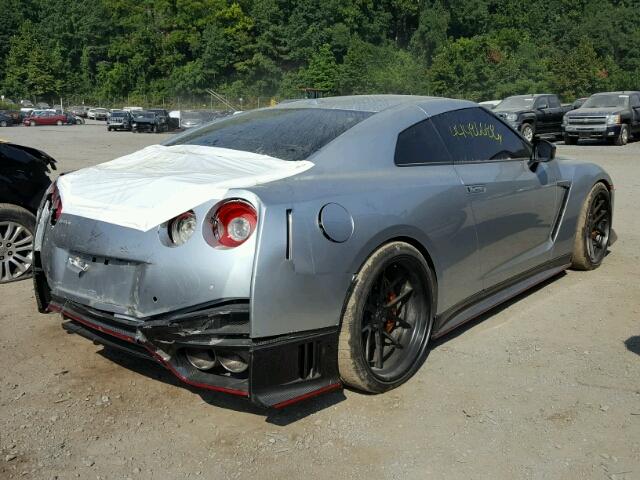 Rear End Damaged Cars